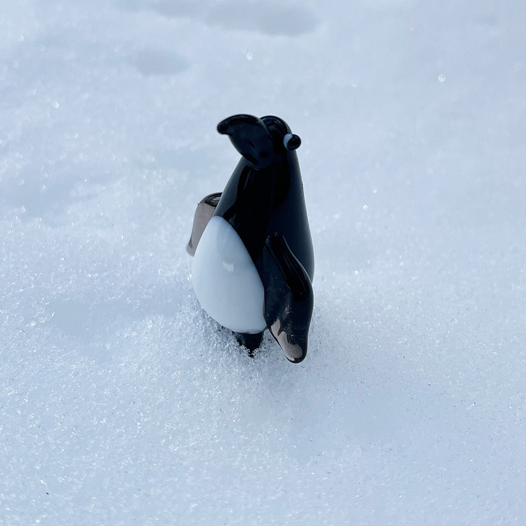 Glass Figurine Sitter Collectible - PENGUIN