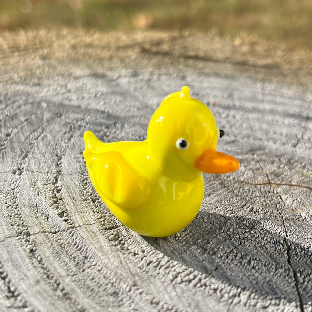 Glass Figurine Sitter Collectible - DUCK